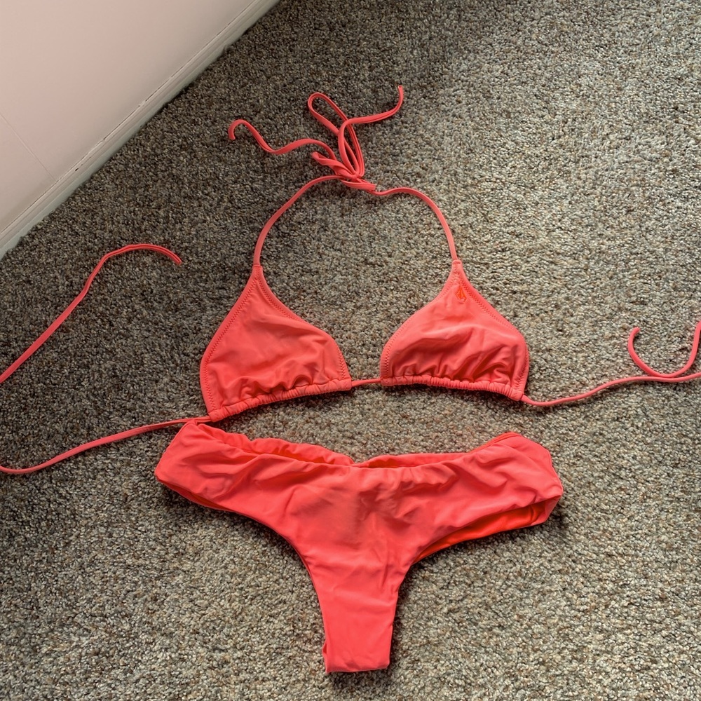 🌸 VOLCOM BIKINI